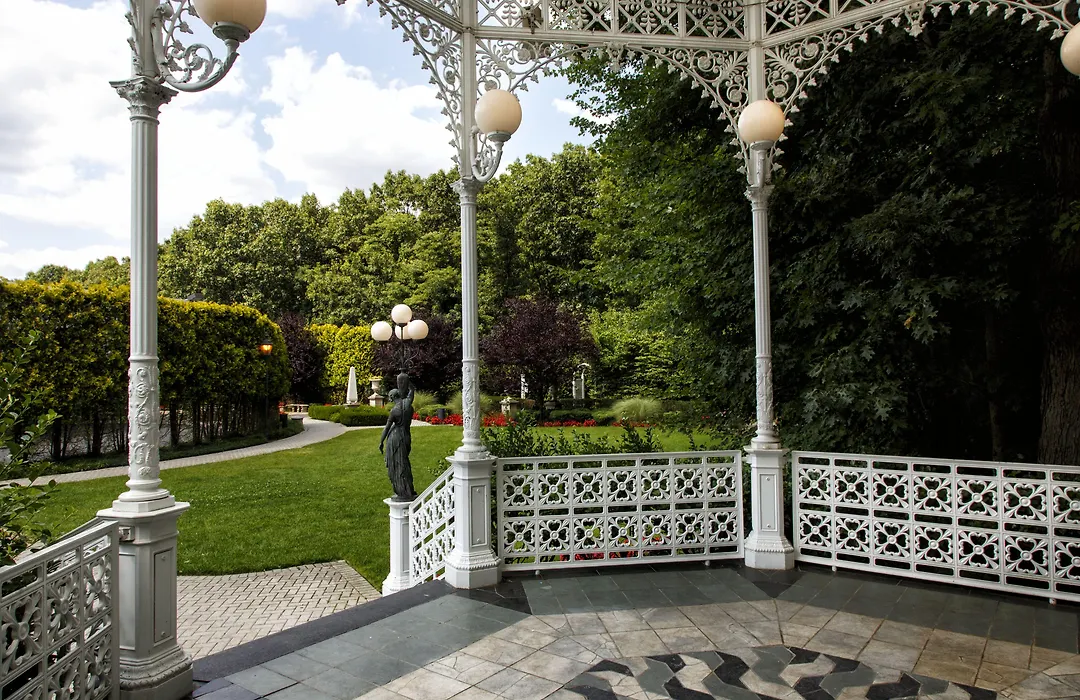Hilton Garden Inn New York/Staten Island-1