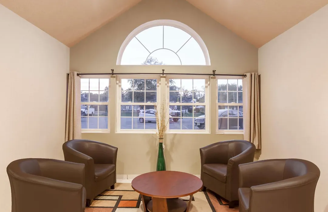 Super 8 By Wyndham Schenectady - Albany Area-1