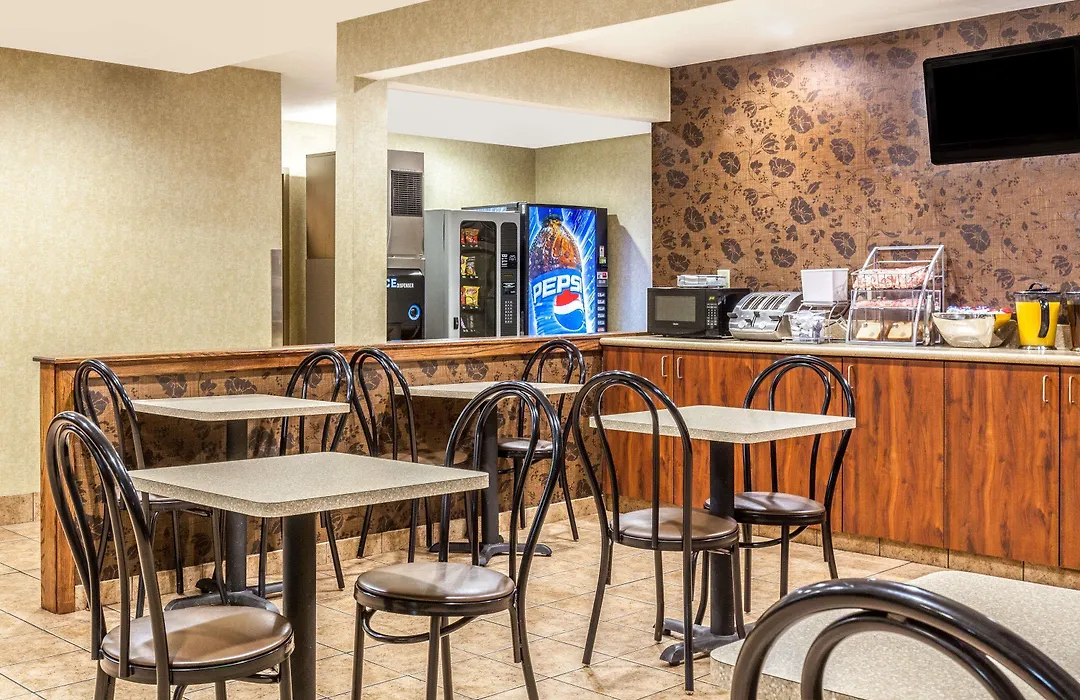 Super 8 By Wyndham Liverpool/Clay/Syracuse Area-1