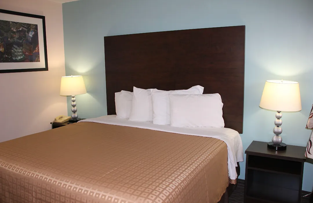 Sterling Inn near IAG Airport-1
