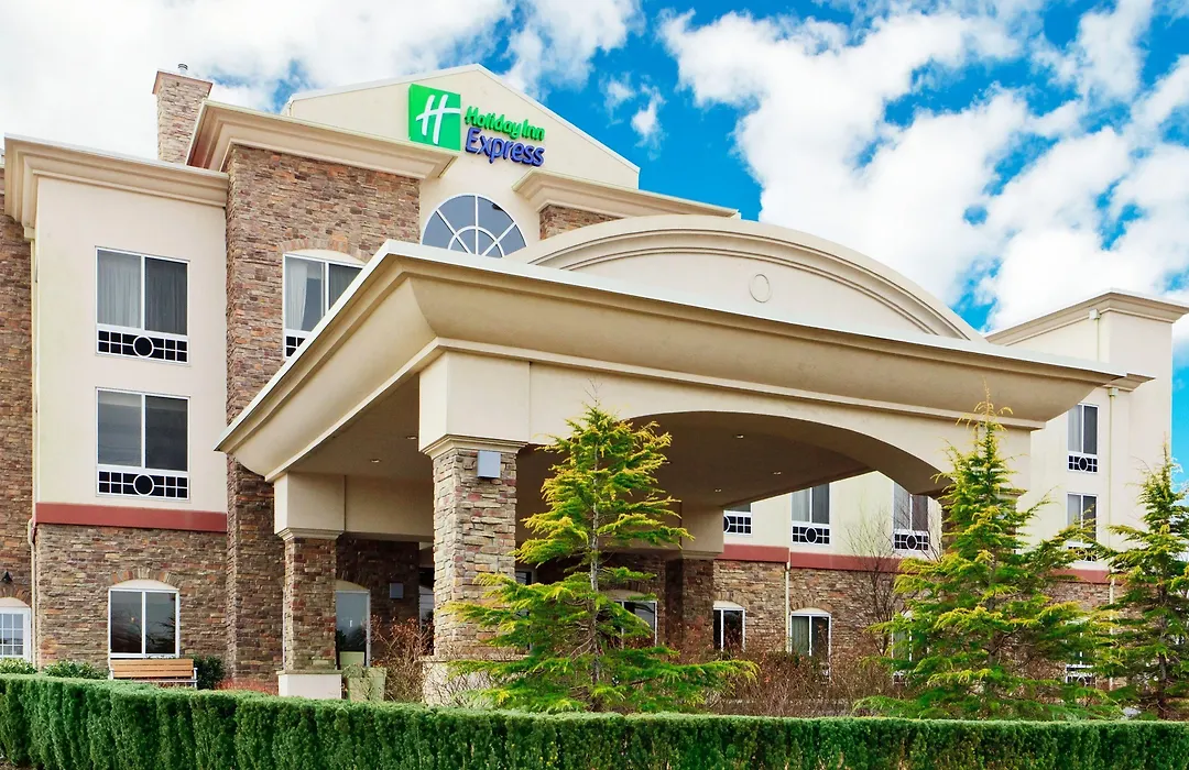 Holiday Inn Express & Suites Riverhead - Long Island By Ihg-1