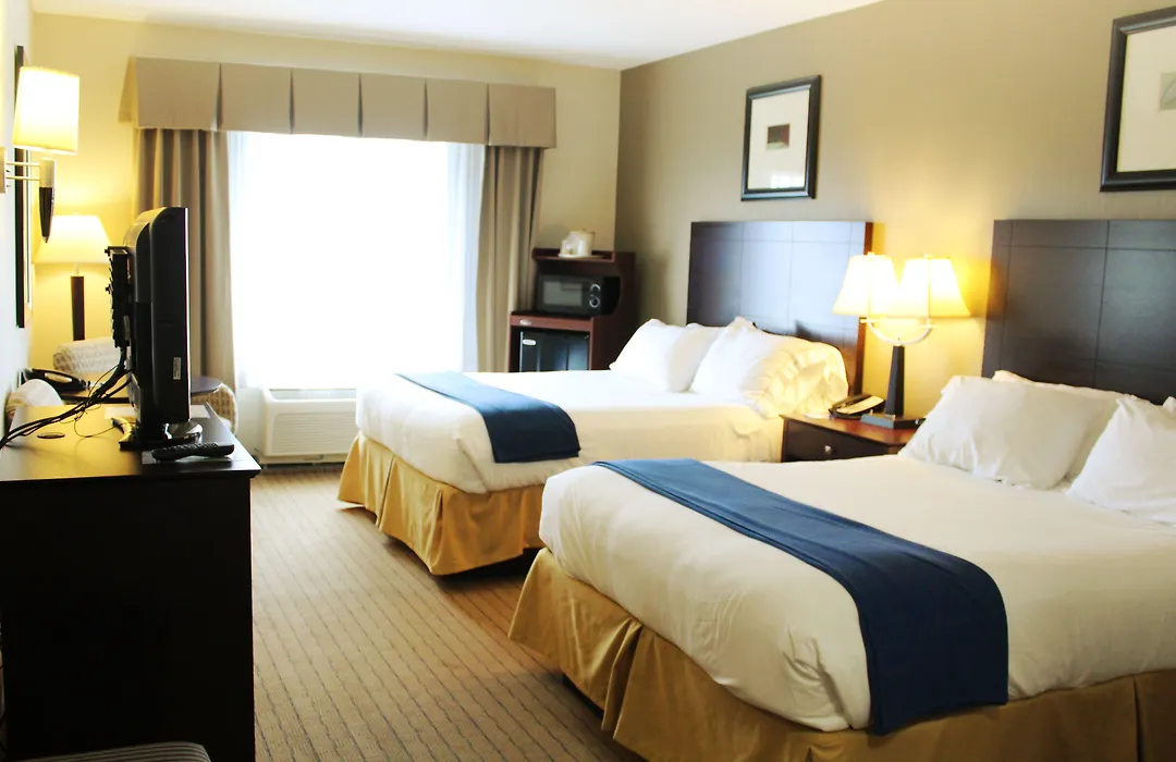 Holiday Inn Express & Suites Malone By Ihg-1