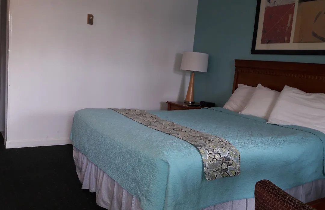 Pinebrook Motel-1