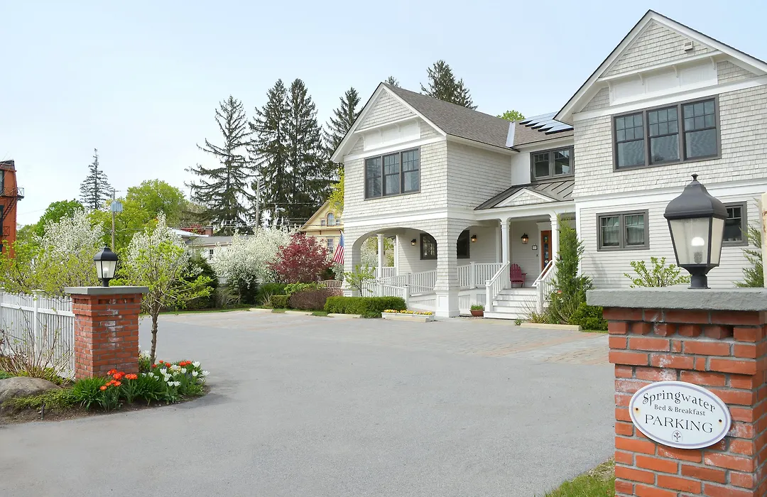 The Springwater Bed And Breakfast-1