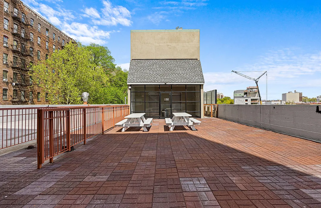 Highbridge Hotel-1