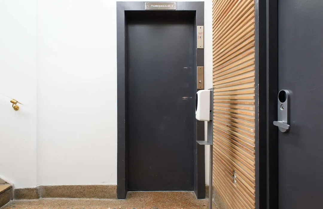 75-2A Furnished 1Br W D Elev Central Park-1