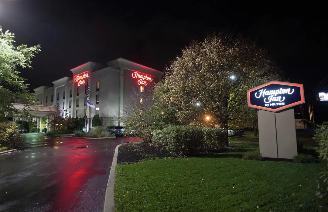 Hampton Inn Oneonta-1