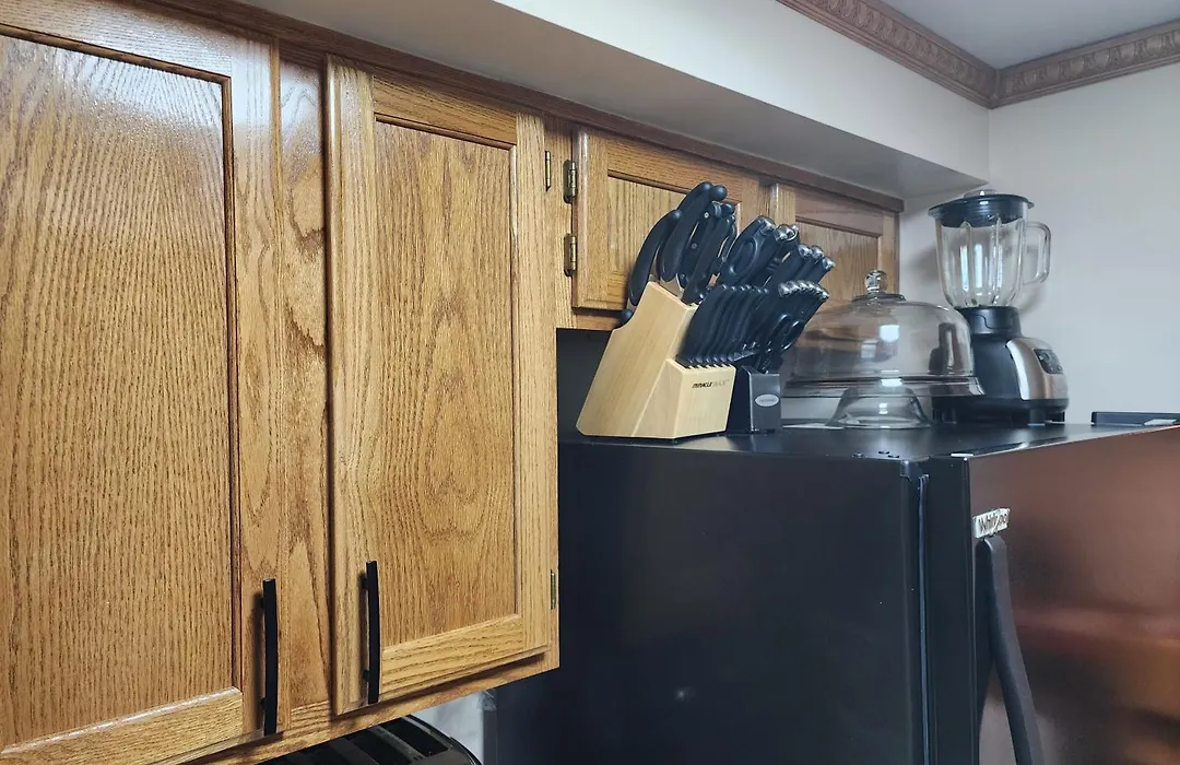 Two Bedrooms Apartment Manage And Supervise By Host Endless Features Amenities Dishwasher Washer Dryer Best Wifi Internet Services By Verizon Fios 960 Upload 960 Download Bi Monthly Free Housekeeping Services Huge 10000 Square Footage-1