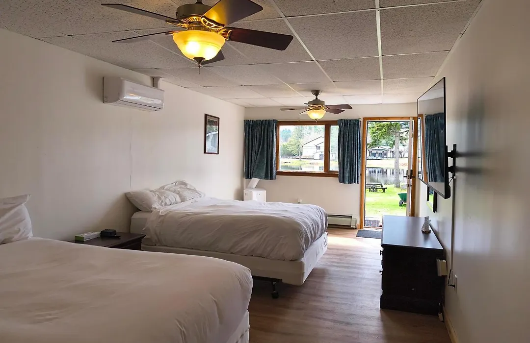 Sara Placid Inn & Suites-1