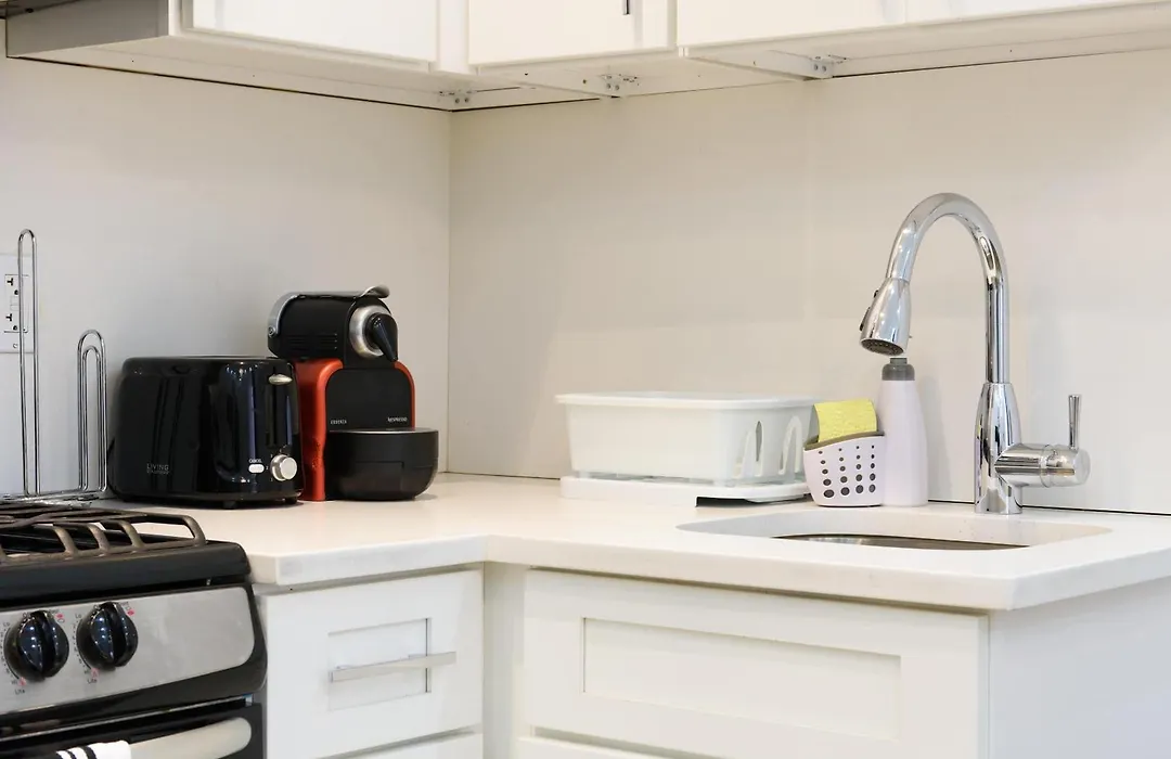 62-2B Renovated 1Br In Prime Upper East Side-1