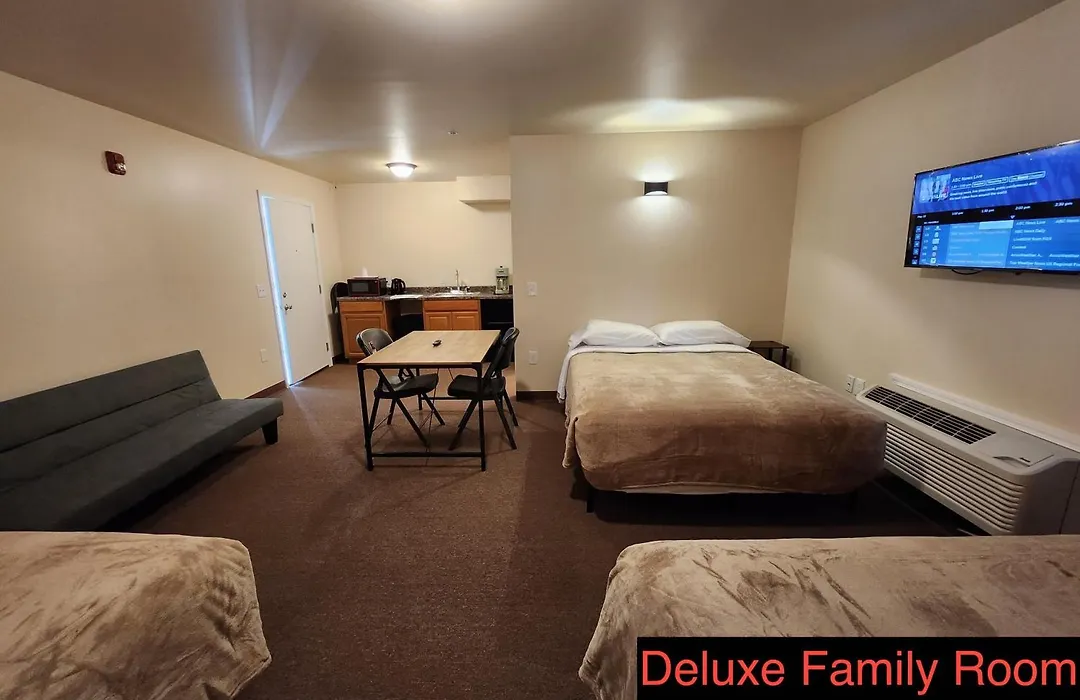 Driftwood Motel-1