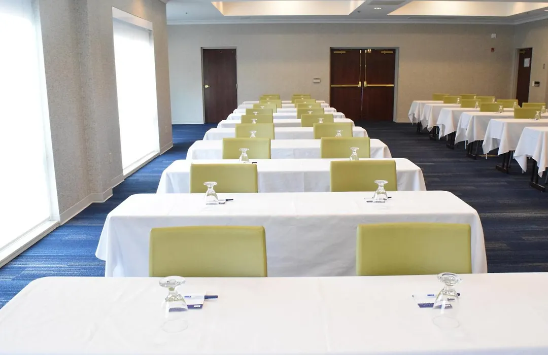 Holiday Inn Express Hotel & Suites Rochester Webster By Ihg-1