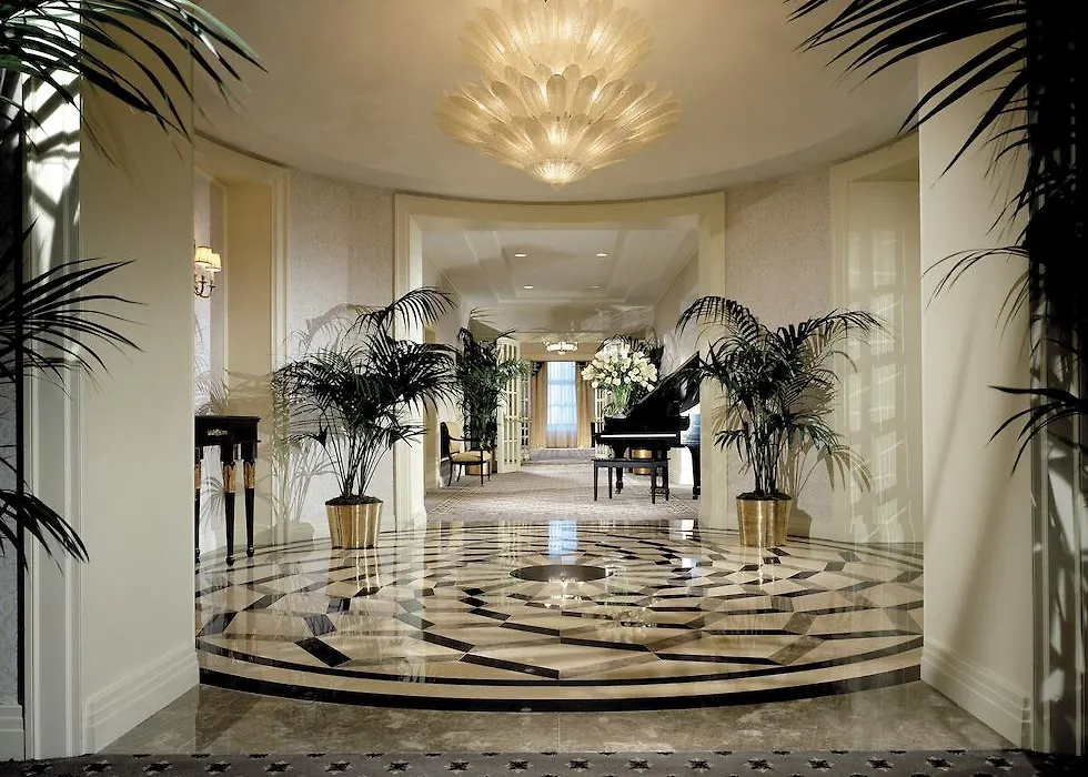 The Towers Of The Waldorf Astoria-1