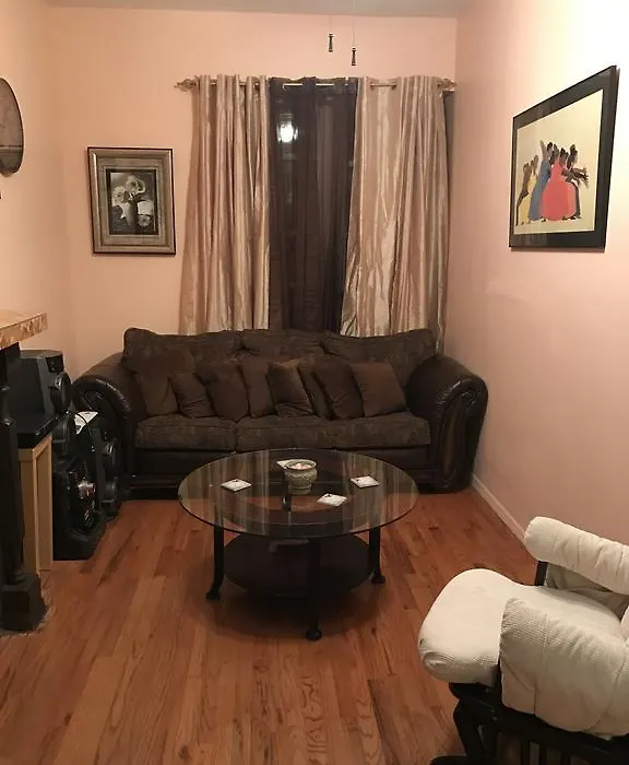 Macon Modern Brownstone Suite-1