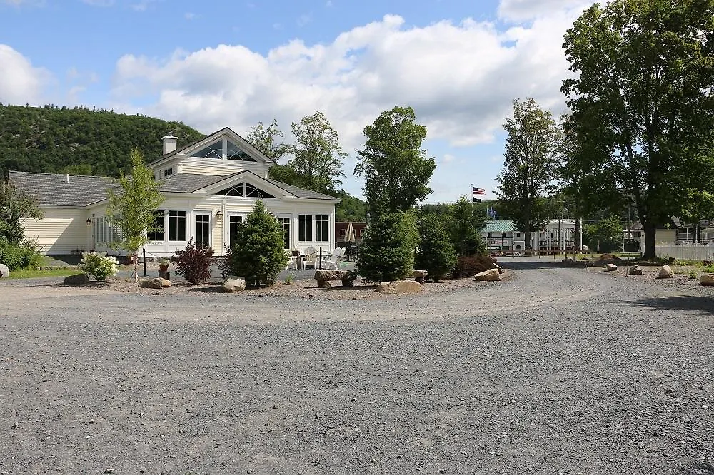 The Bond 1786 Inn (Adults Only)-1