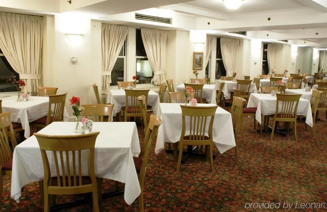 Salisbury Hotel-1