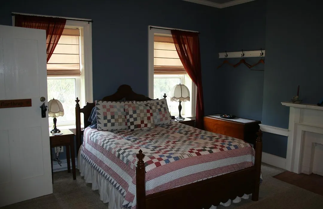 The 1819 Red Brick Inn-1