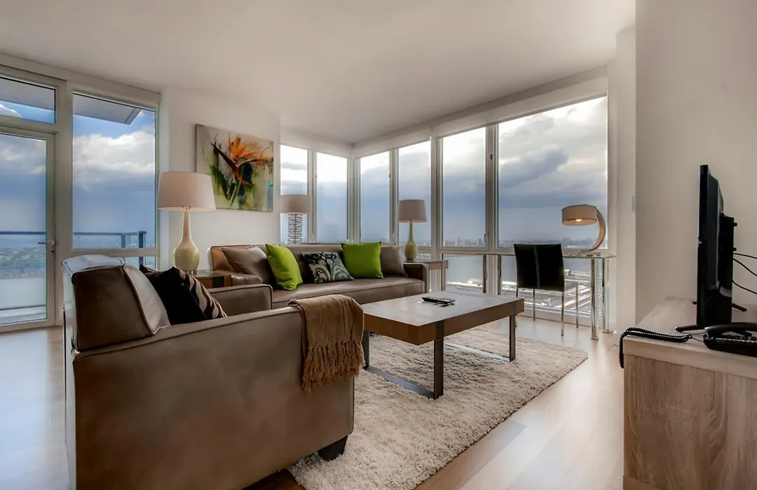 Churchill Living Sky-1