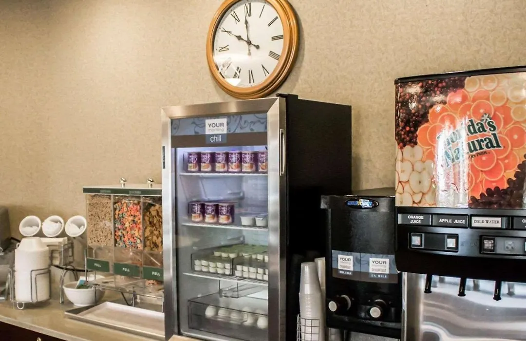 Comfort Suites Lake George - Queensbury-1