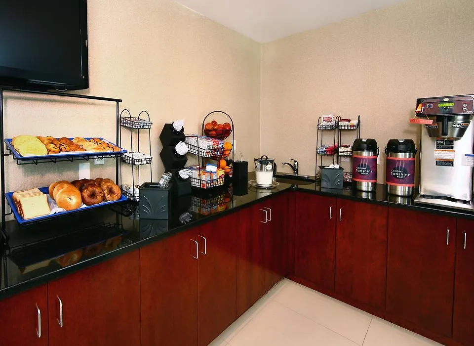 Comfort Inn Brooklyn-1