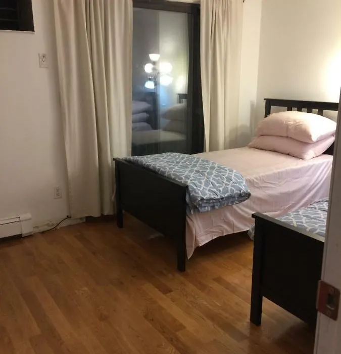 Two Br Apt In Jamaica Estates-1