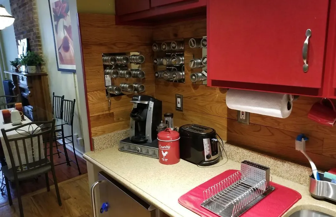 Spacious Fully Furnished Harlem Apartment Near Morningside Park-1