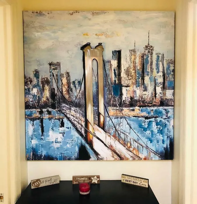 Modern 2 Bedroom Apartment Nyc-1