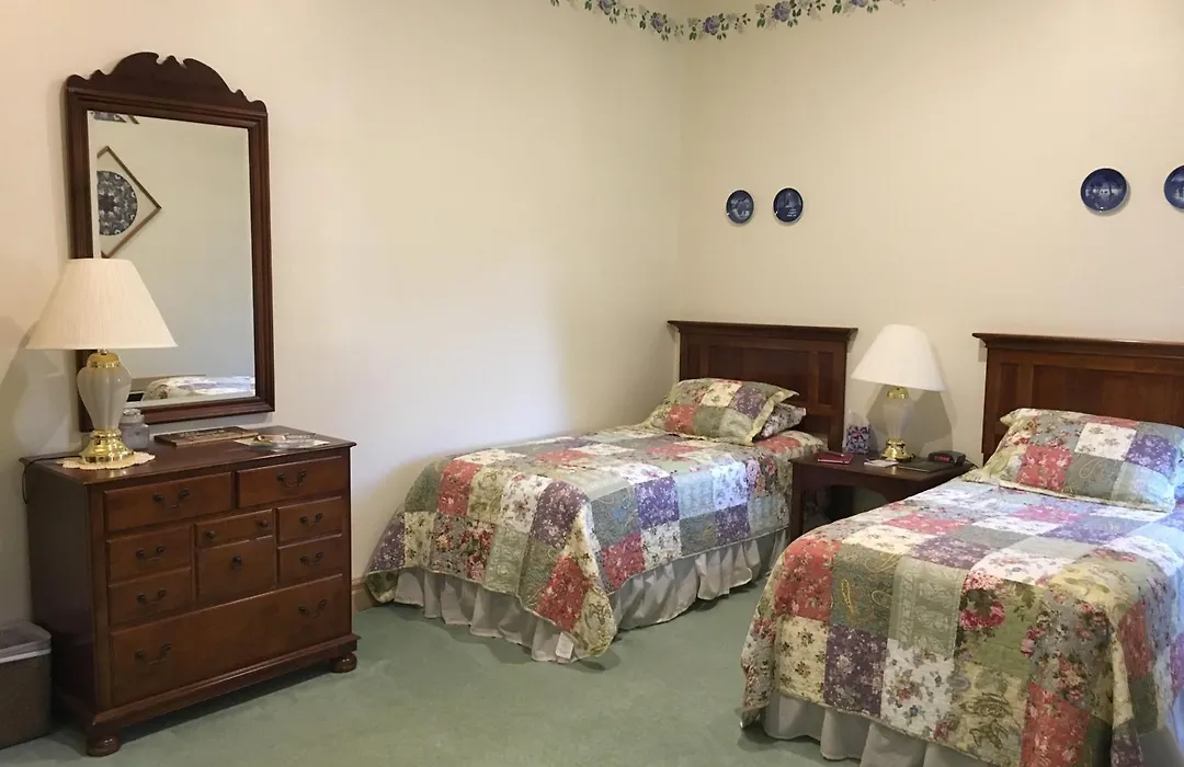 Oak Valley Inn And Suites-1