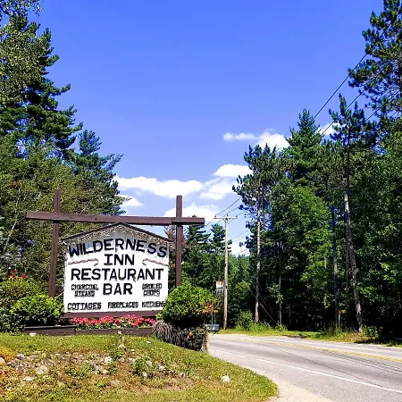 The Wilderness Inn: Chalets-3