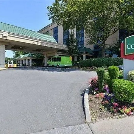 Courtyard By Marriott New York Laguardia Airport-3