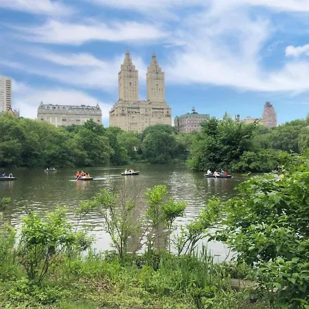 Gorgeous 3 Bedroom 2 Stops From Times Square And Central Park For Families Or Groups With No Smoking And No Parties But Couples And Kids Friendly-3