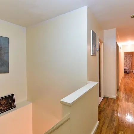 Brooklyn Blue Ridge Manor: Exquisite 4 Bedroom, 2.5 Bathrooms With A Home Appeal-2