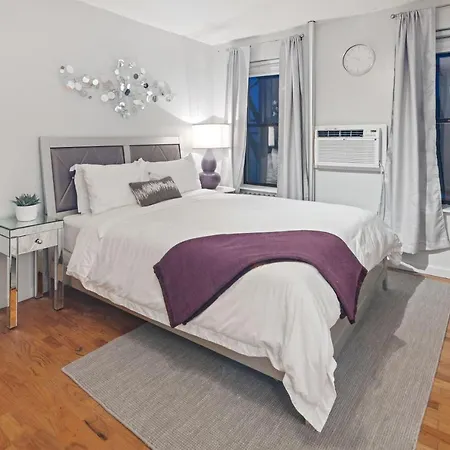 Elevate Apartments At Times Square-2
