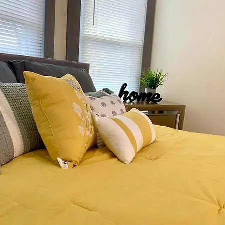 6Br Retreat-Great For Reunions And Getaways Minutes From Niagara Falls-2