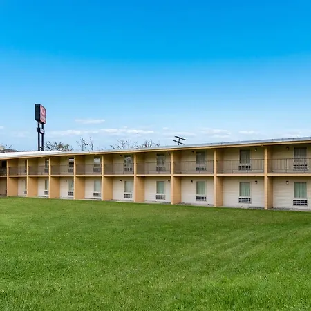 Econo Lodge Inn & Suites-2