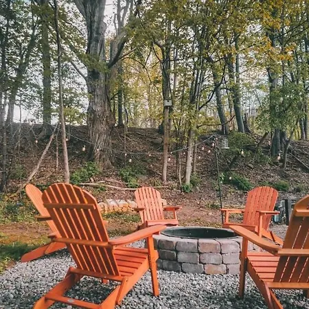 Sutton Hollow Lodge - Catskills, Windham Mountain-3