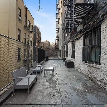 Harlem 2Br Basement 3Min To Subway-3