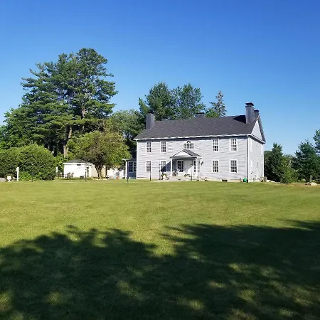 The Bond 1786 Inn (Adults Only)-3