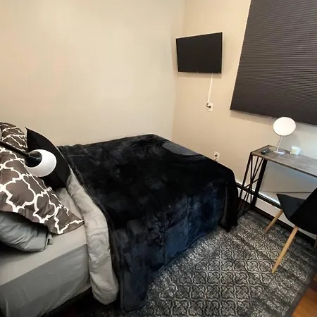 Spacious 4Br2Ba Apt Wprivate Outdoor Space Uws-2