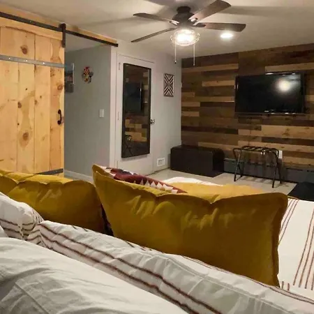 Derive - Brooklyn Nook Your Home Away From Home-2