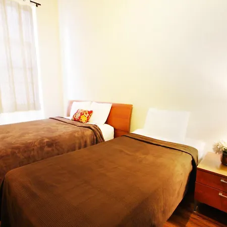 Apartment Clayton-2-3