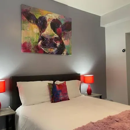 Secluded Haven For A Perfect Romantic Getaway-2