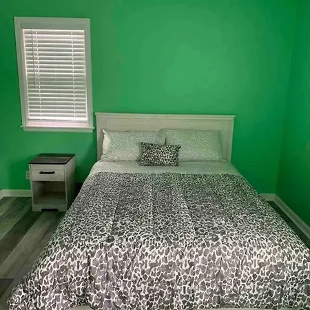 Remodeled House Minutes To Falls Attractions-3