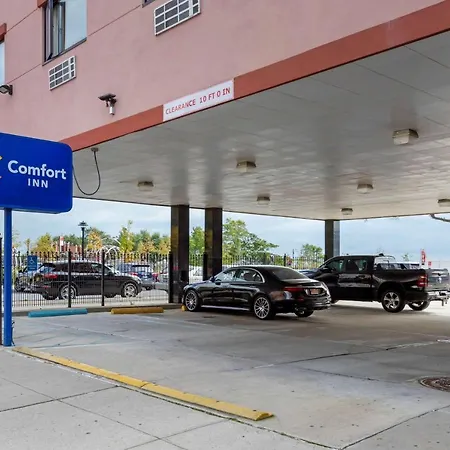Comfort Inn Brooklyn-2