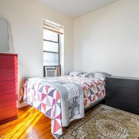 Eastern Parkway Guest House-3
