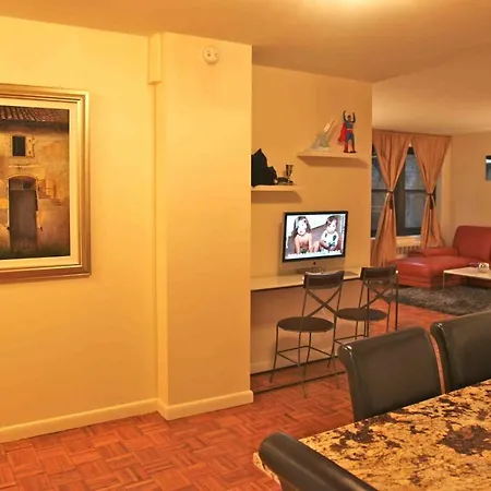 Best Location 12 Street 3Rd Ave Nyc-3