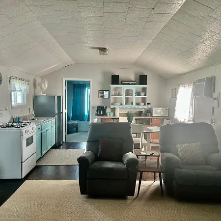 Whiskey River Cottages Formerly Seaway Slips-2