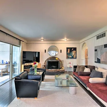 Casa Real About Expansive Woodstock House With Hot Tub-3