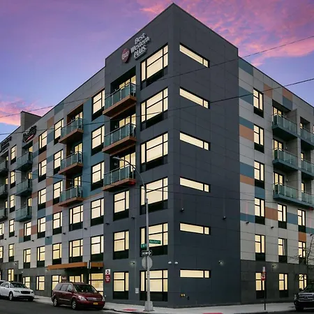 Best Western Plus Executive Residency Bronx-3