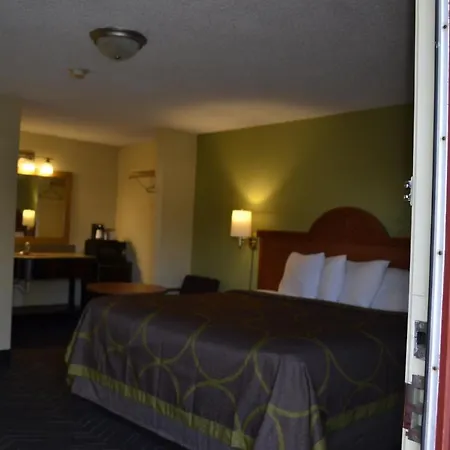 Budget Inn Williamsville-3